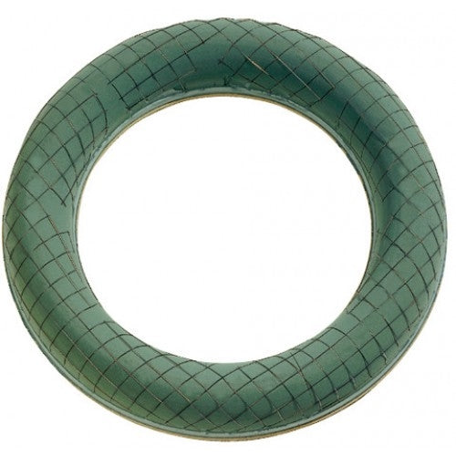 Oasis® Bioflor wreath in 3 dimensions
