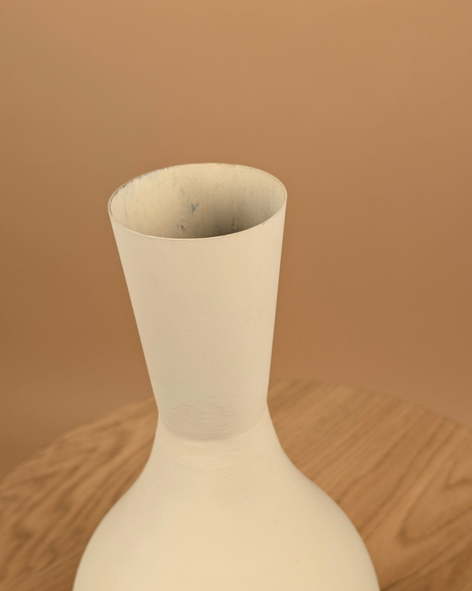 Elara – Sand Beige – 26 cm