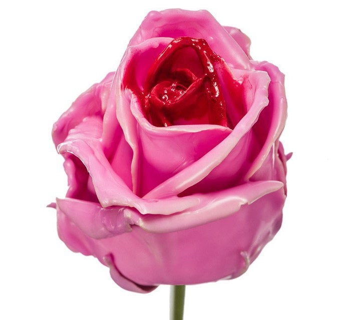 Bouquet de rose de cire rose avec noyau rouge