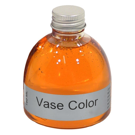 Colorant en vase de différentes couleurs