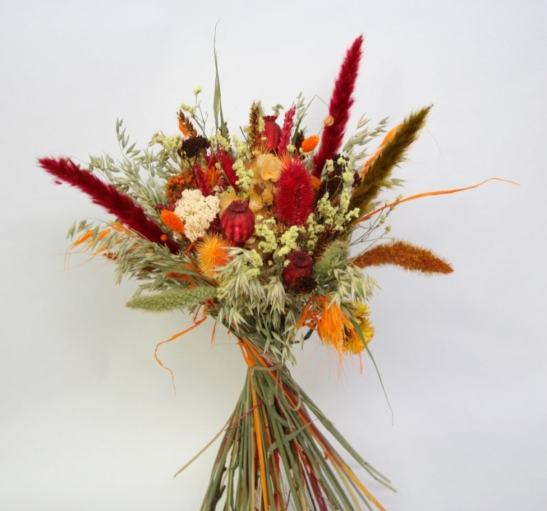 Trockene Blüten Bouquet der Ausono