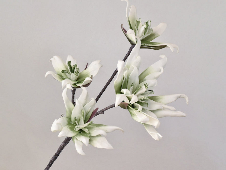 Foam blossom branch white green Ø 17 cm