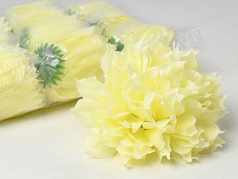 Dahlia yellow/cream D16cm