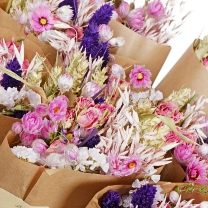 Purple Glow – Marktstijl Droogbloemenboeket (50 cm)