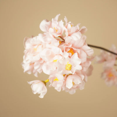Branche de fleur de pêcher en soie – Rose clair (128 cm)
